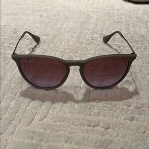 Erika Ray-Ban Brown Frame Sunglasses with Brown Gradient Lenses